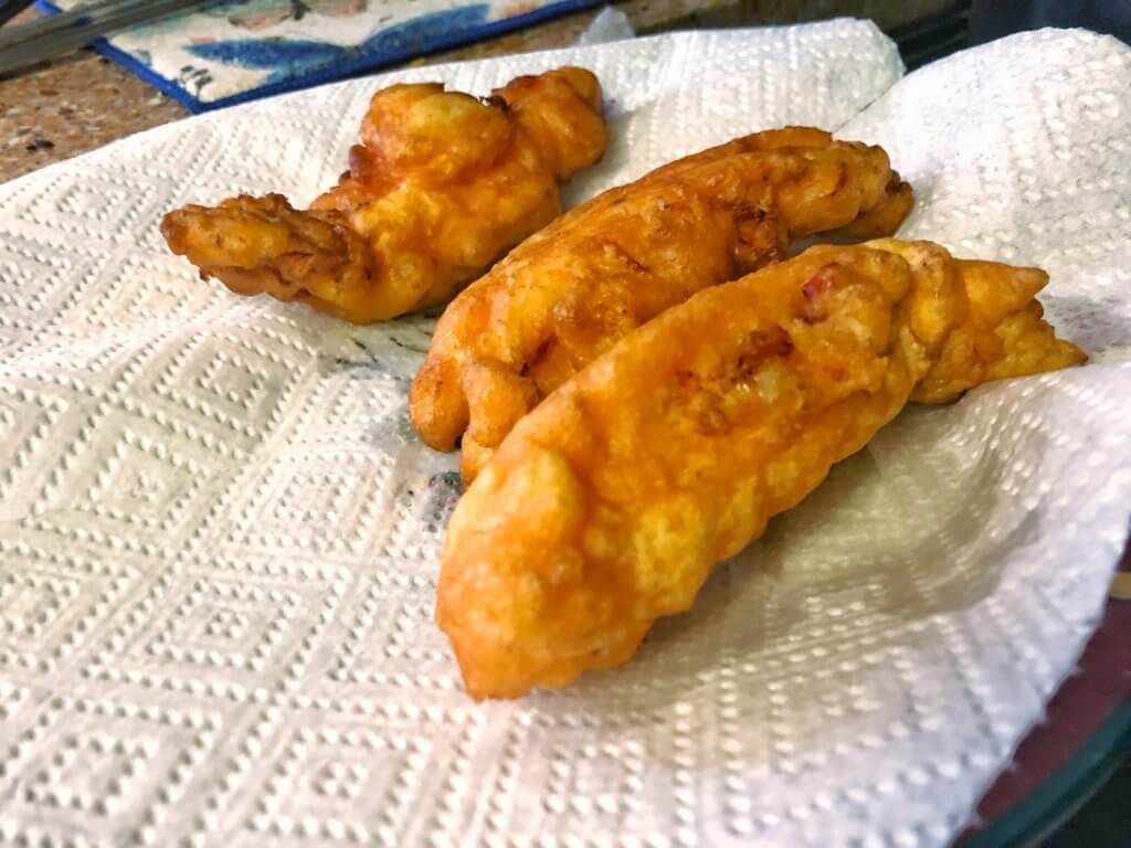 Beer Battered Lobster Tails | www.thevegasmom.com