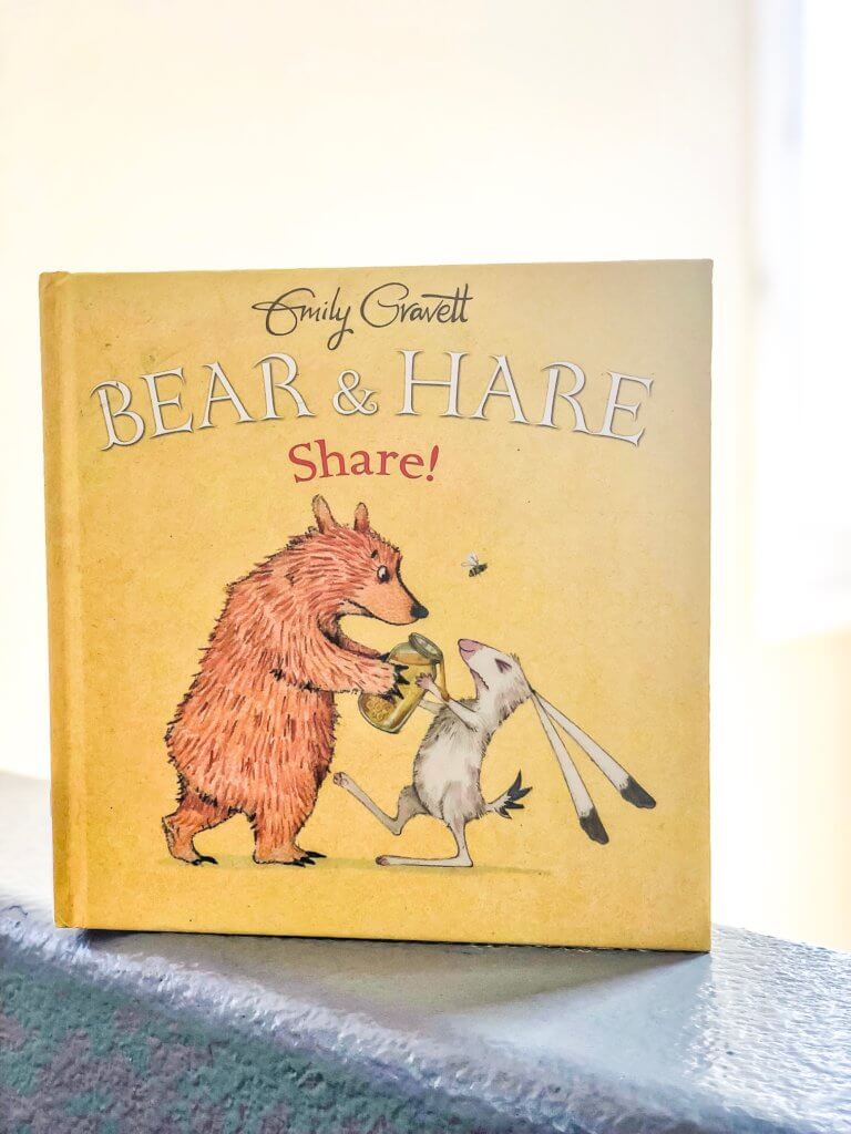 BOTW: Bear & Hare Share! | www.thevegasmom.com