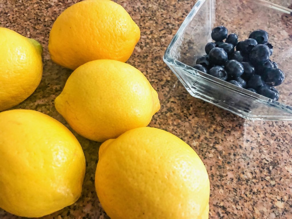 Homemade Blueberry Lemonade | www.thevegasmom.com