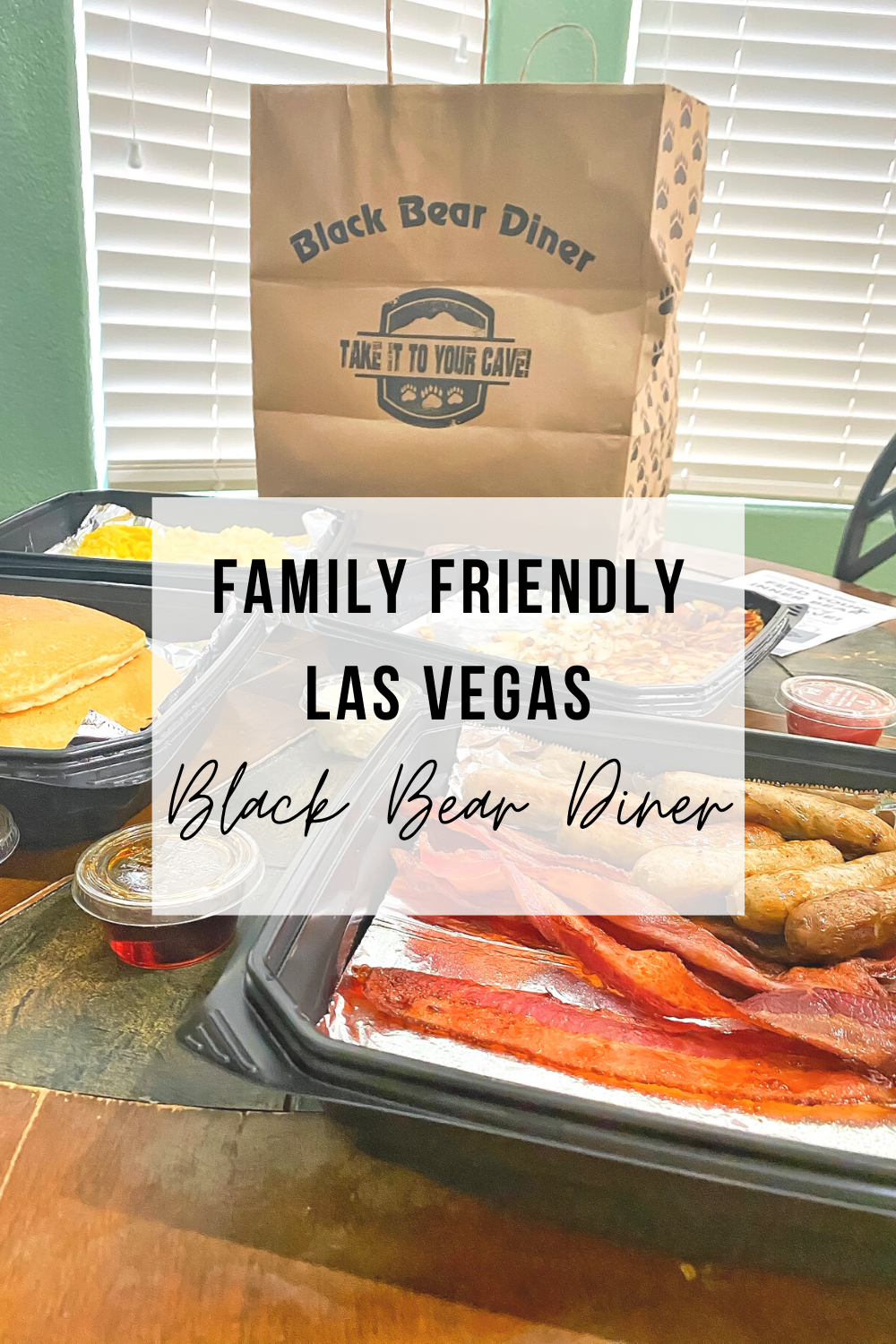 Family Friendly Las Vegas: Black Bear Diner | www.thevegasmom.com